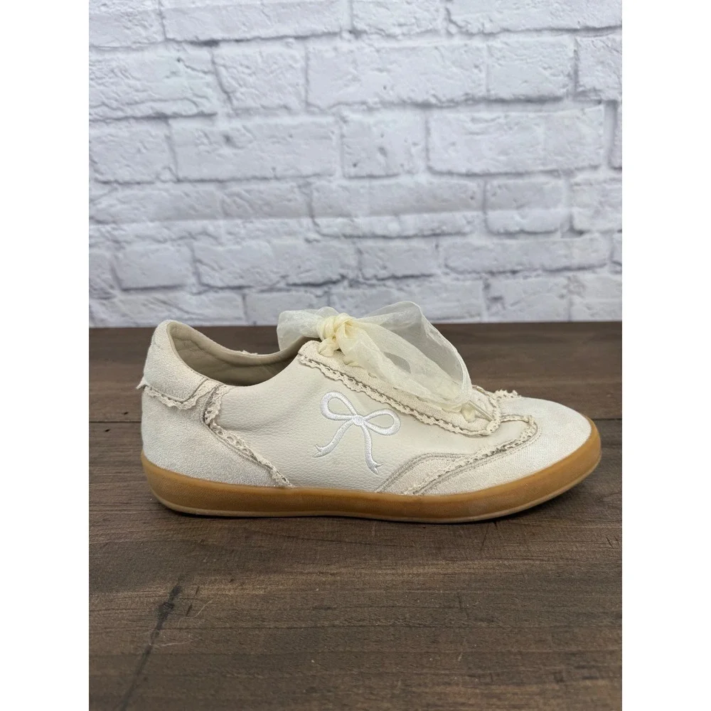 Women's Size 9 Coquette Balletcore Bow Lace Cottagecore Sneakers Cream